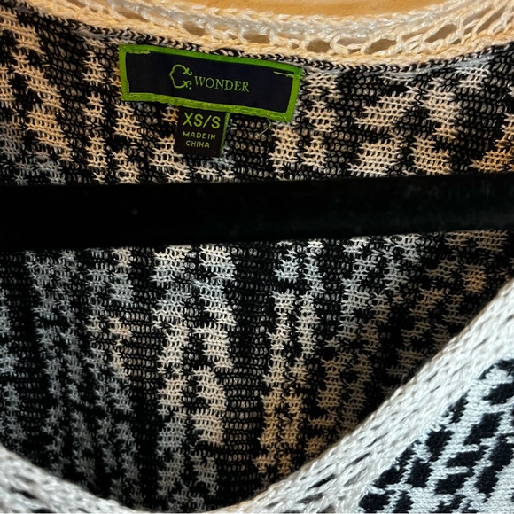 C Wonder Women’s V-Neck Cap Sleeve High Low Linen Blend Tunic oversized Top XS/S - Picture 4 of 5